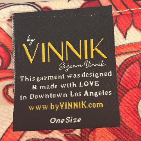 ByVinnik coloratura cape - Picture 2 of 4